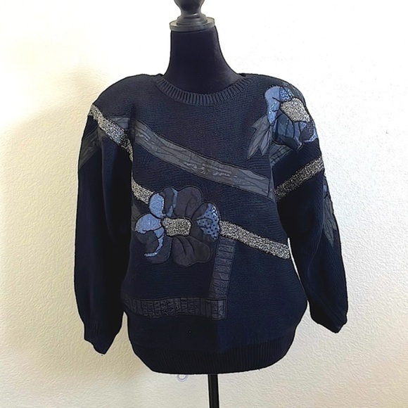 Vintage Tops - Vintage 90s Bonnie and Bill By Hollie Embroidered Knit Flower Sweater 0005